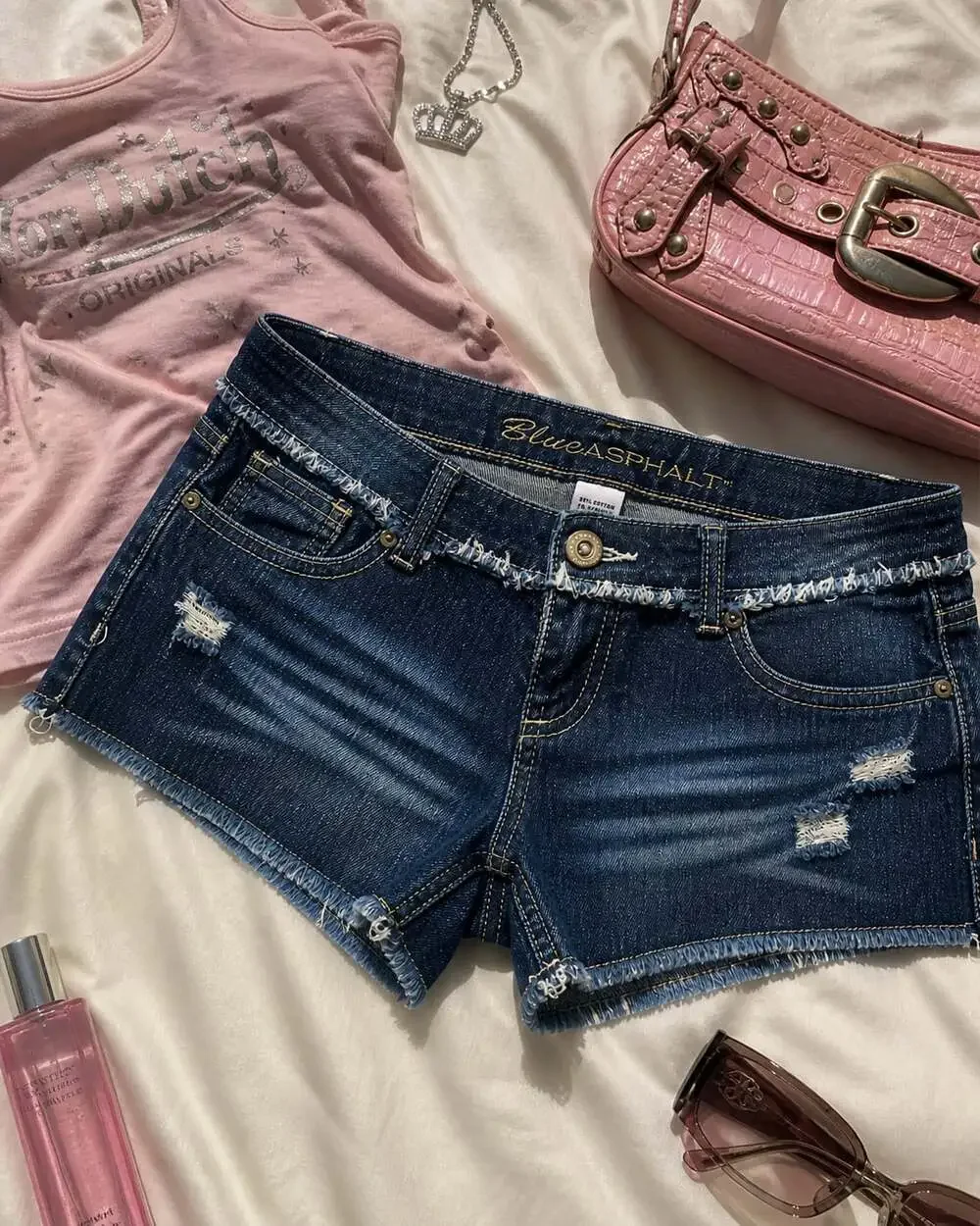 Blue Asphalt Y2K Low Rise Denim Women’s Small Distressed Dark Wash Micro‎ Shorts